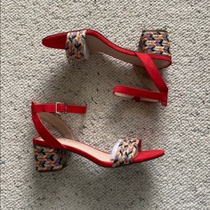 NWT Kelly & Katie Tamaria heel sandals red/multi